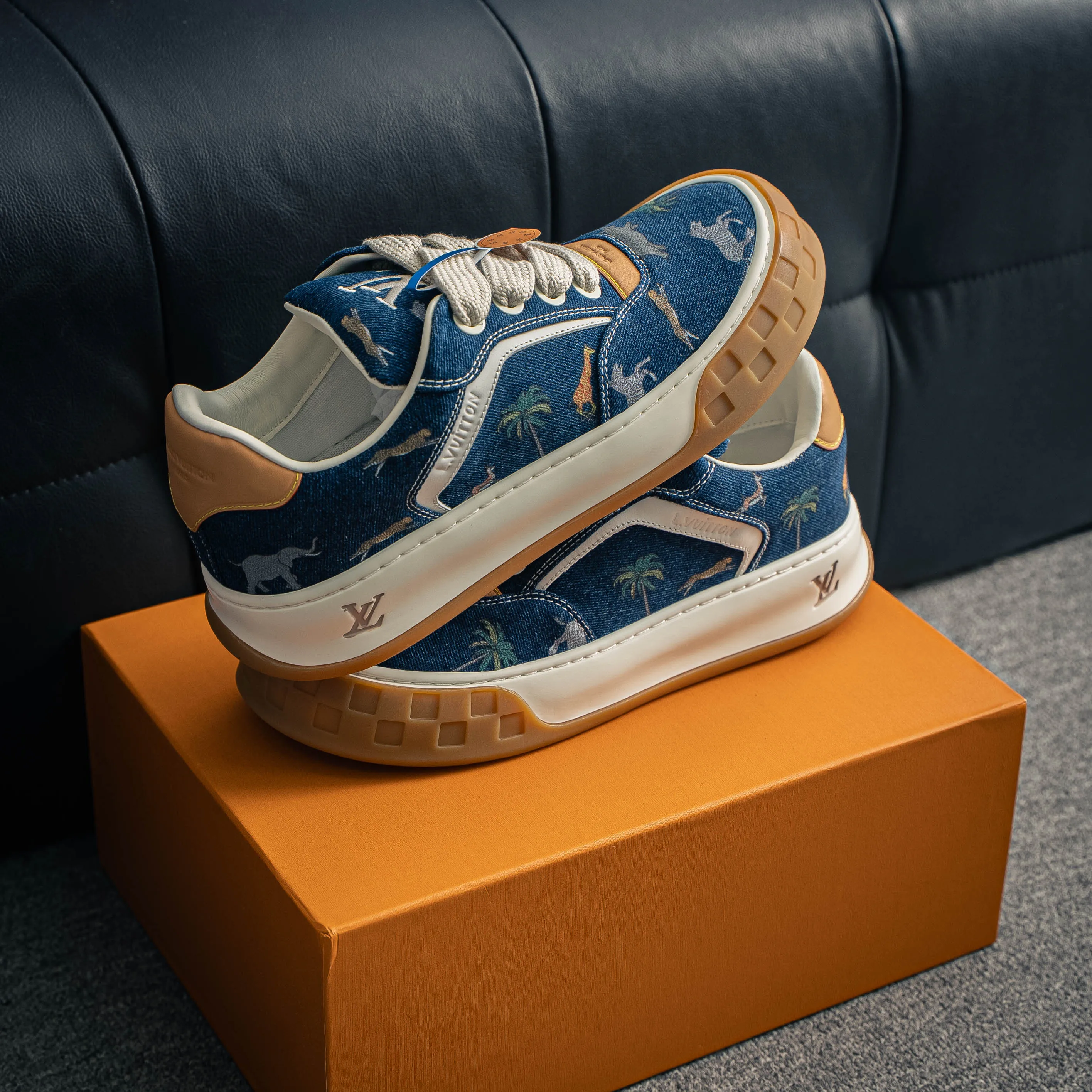 LV tilted ， Shoes，Sneakers， Shoes，Skate Shoes~~ Sneakers， LV Shoes ， Cushioning TPU Vuitton ，